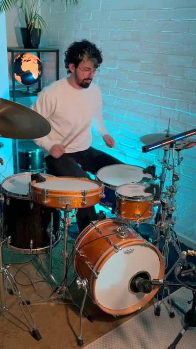 Played this Moses Yoofee track all in one pass on drums and samples