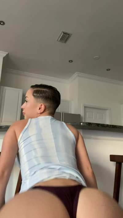 Hola papi 💋