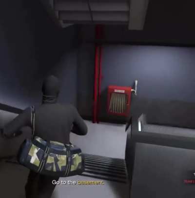 Playing with randoms is the worst 😭