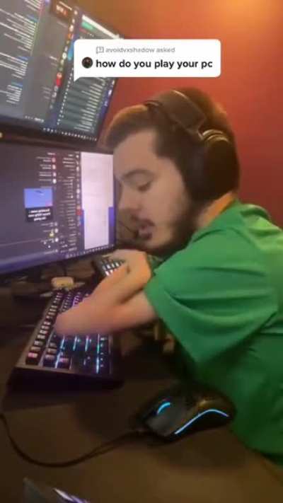 Dude can type faster then me !!