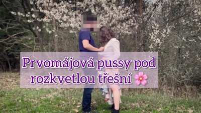 Prvomájová pussy 😋 (sextape)