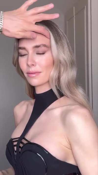Vanessa Kirby
