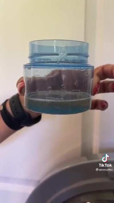 You're using too much laundry detergent