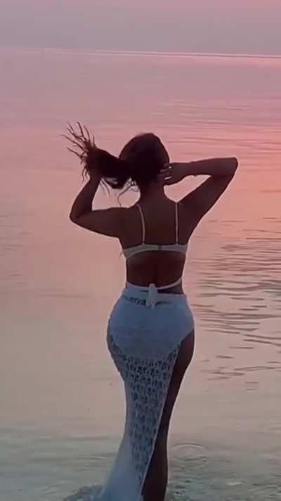 Sonarika in bikini