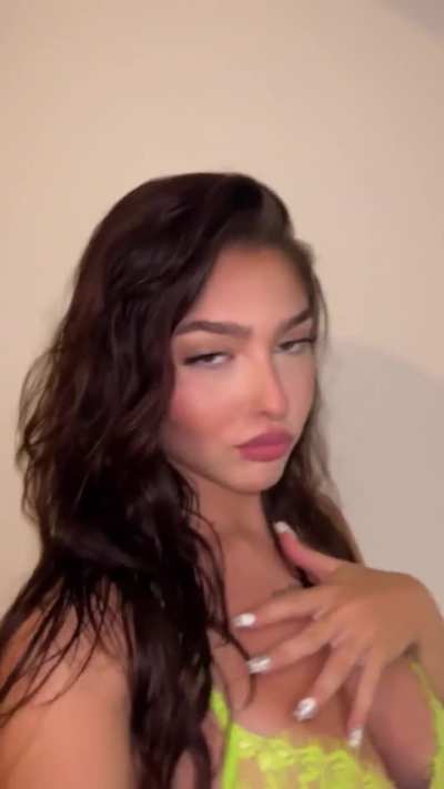 Claudia Dorelfi 