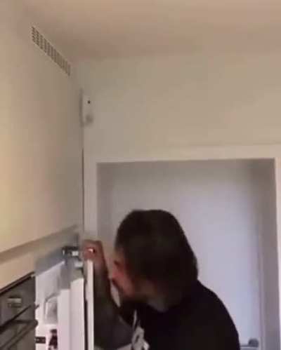 The fridge is jammed
