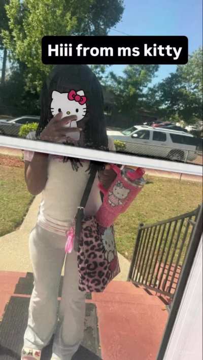 Me and my hello kitty cup and bag got both from tik tok