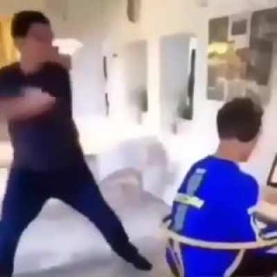 Tá certo, jogado de forte noite tem que morrer