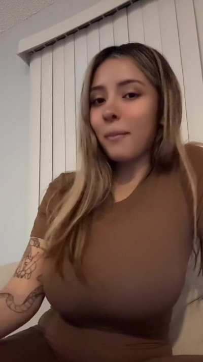 Does know her ID?