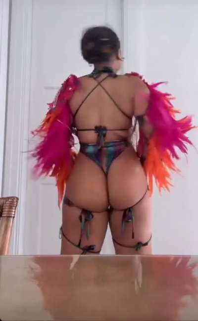 Chloe Bailey 