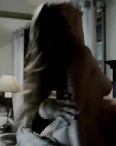 Jes Macallan