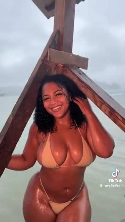 @raychellecm