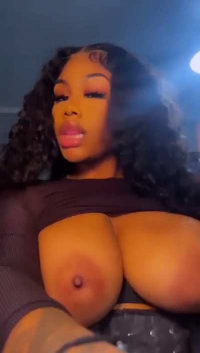 Pretty titties