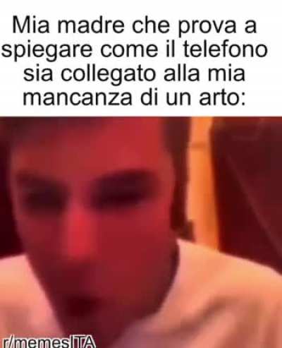 reddit.com -> r/memesITA -> create post -> upload -> title -> post