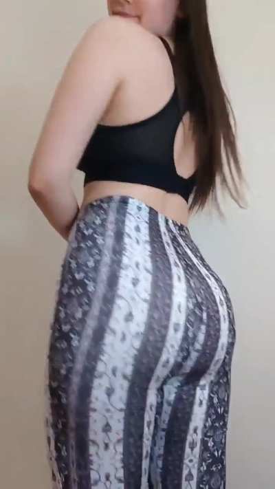 😋🍑