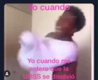 Y mientras fumo le pido a la luna volver a verte.......