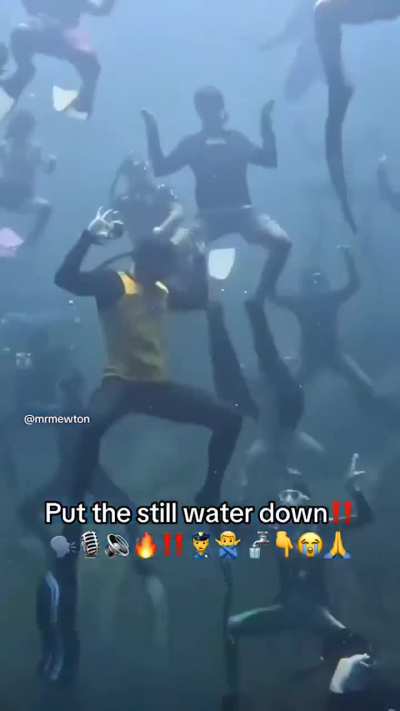 Put the still water down‼<wbr>️🗣️💦 (from r/Los<wbr>tRedd<wbr>itor)