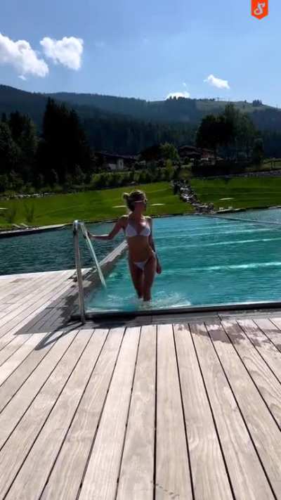 Sylvie Meis bikini