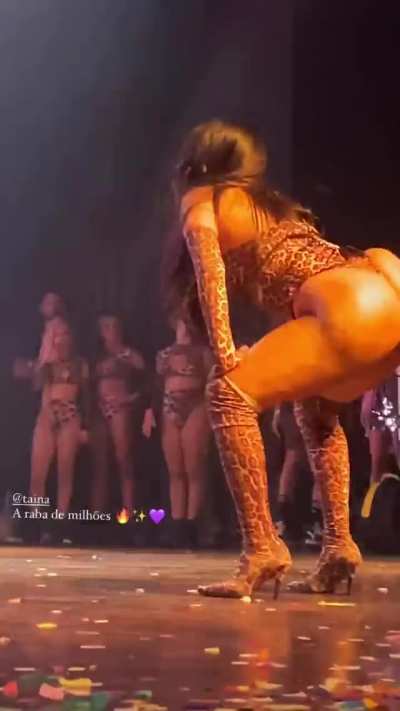 Tainá Costa