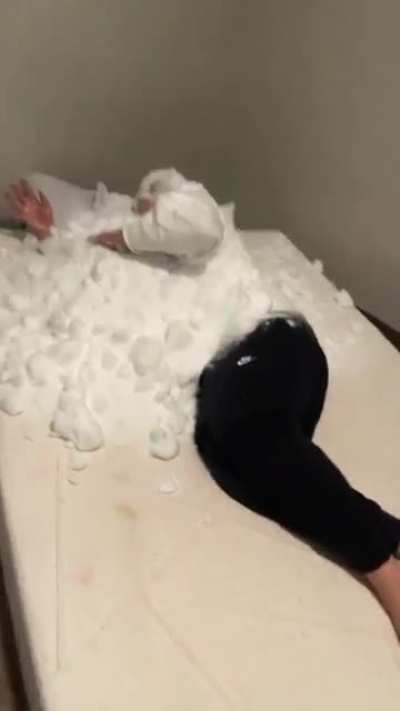 Canadian wake up call. Not my video. Reposted from WinnipegWildin instagram