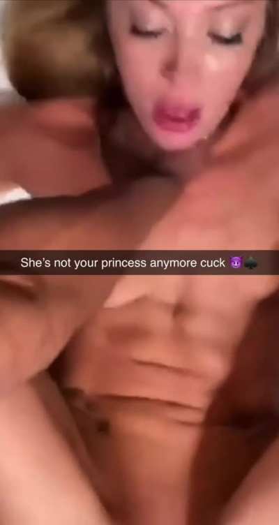 [Reddit Kik dw6734] Gf has finally locked 🔐 me but I'm gooning HARD. Can you feed me your best content and make me wish I could jerk?!