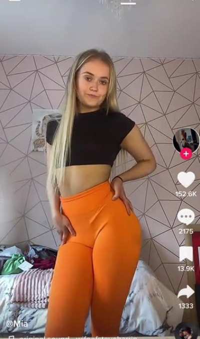 Dm me to jerk