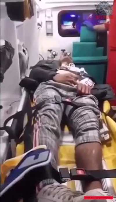 Adamdaki rahatlığa bak