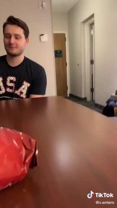 Boyfriend wins Couple's Shopping Challenge.