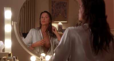 Rhona Mitra