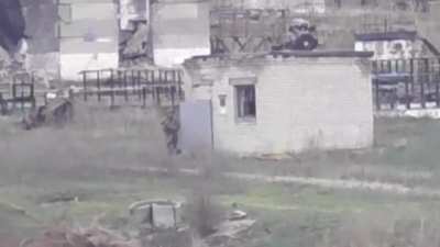 Avdiivka Ukrainian sniper hit russian solider