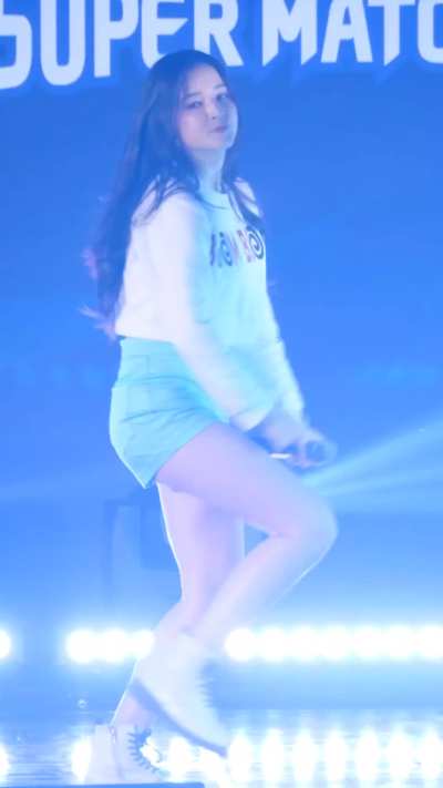 Nancy | MOMOLAND