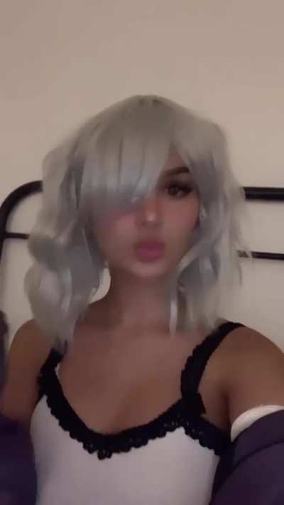 Plump lips
