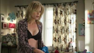 Julie Bowen