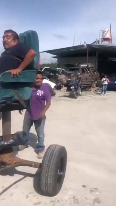 Holdmyrojobull