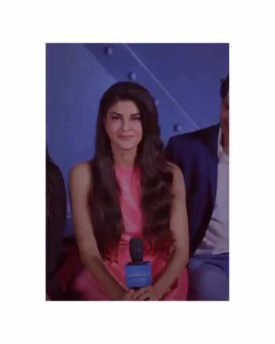 Jacqueline Fernandez stunning look
