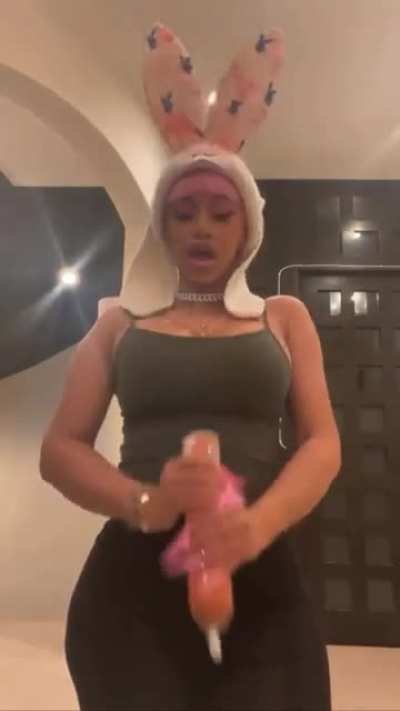 Damn Cardi