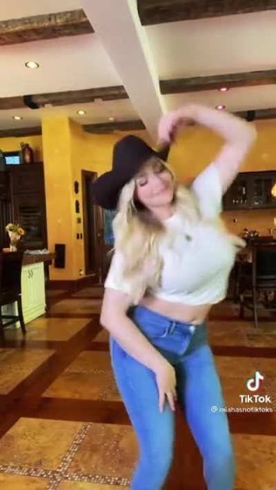 @miahasnotiktoks