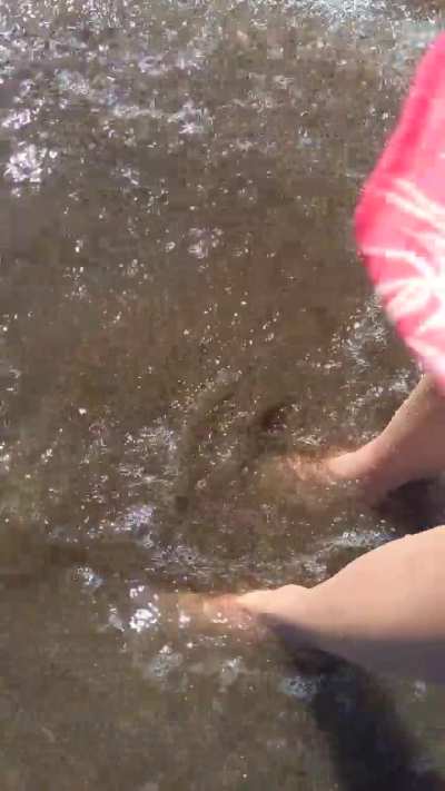 When the ocean finds your feet