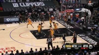 [Highlight] Kawhi murders Favours
