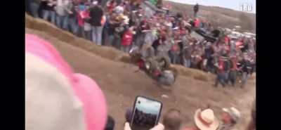 Barbie Jeep Racing