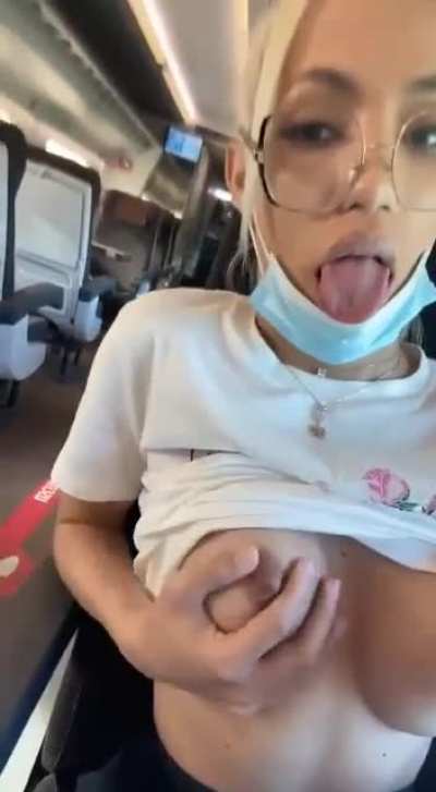 amı görmeden siki sıvazlamicaksın kardes (NSFW)