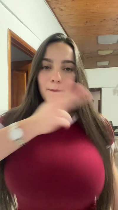 Bouncy red