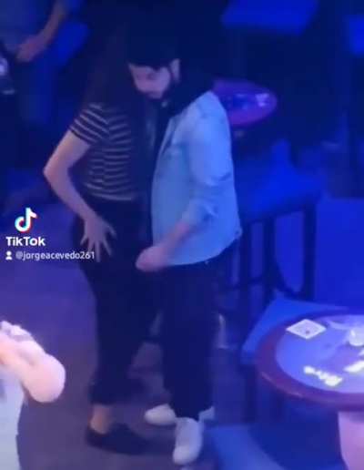 Agárrate, que hoy te voy a pegar un bailadón ❗❗❗ --El baile 👇🏻👇🏻👇<wbr>🏻👇🏻