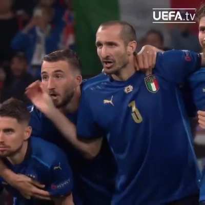 Chiellini admits he jinxed England's last penalty by screaming 