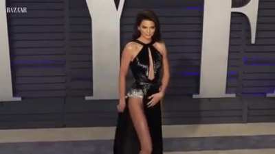 Kendall's amazing legs
