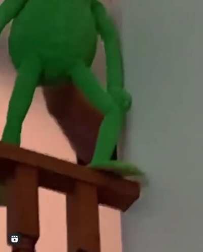 Kermit’s too much of a baby to jump - Courtesy of @daitrickster