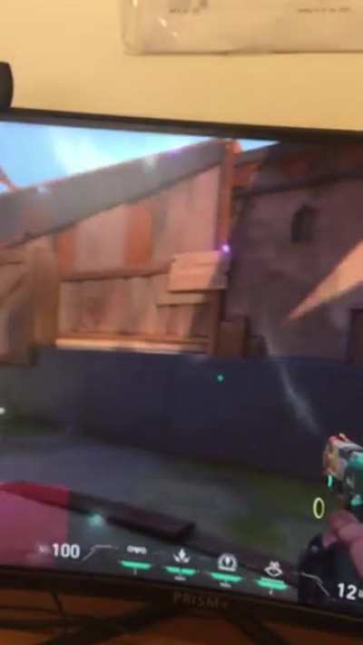 valorant disco lights problem (someone please give solutions)