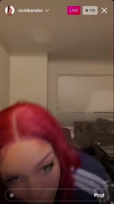 Nickibandss