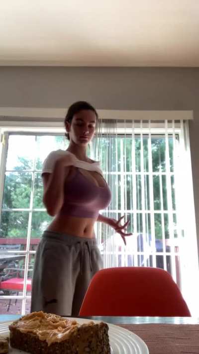 Showing Off