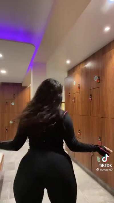 supersized 🍑